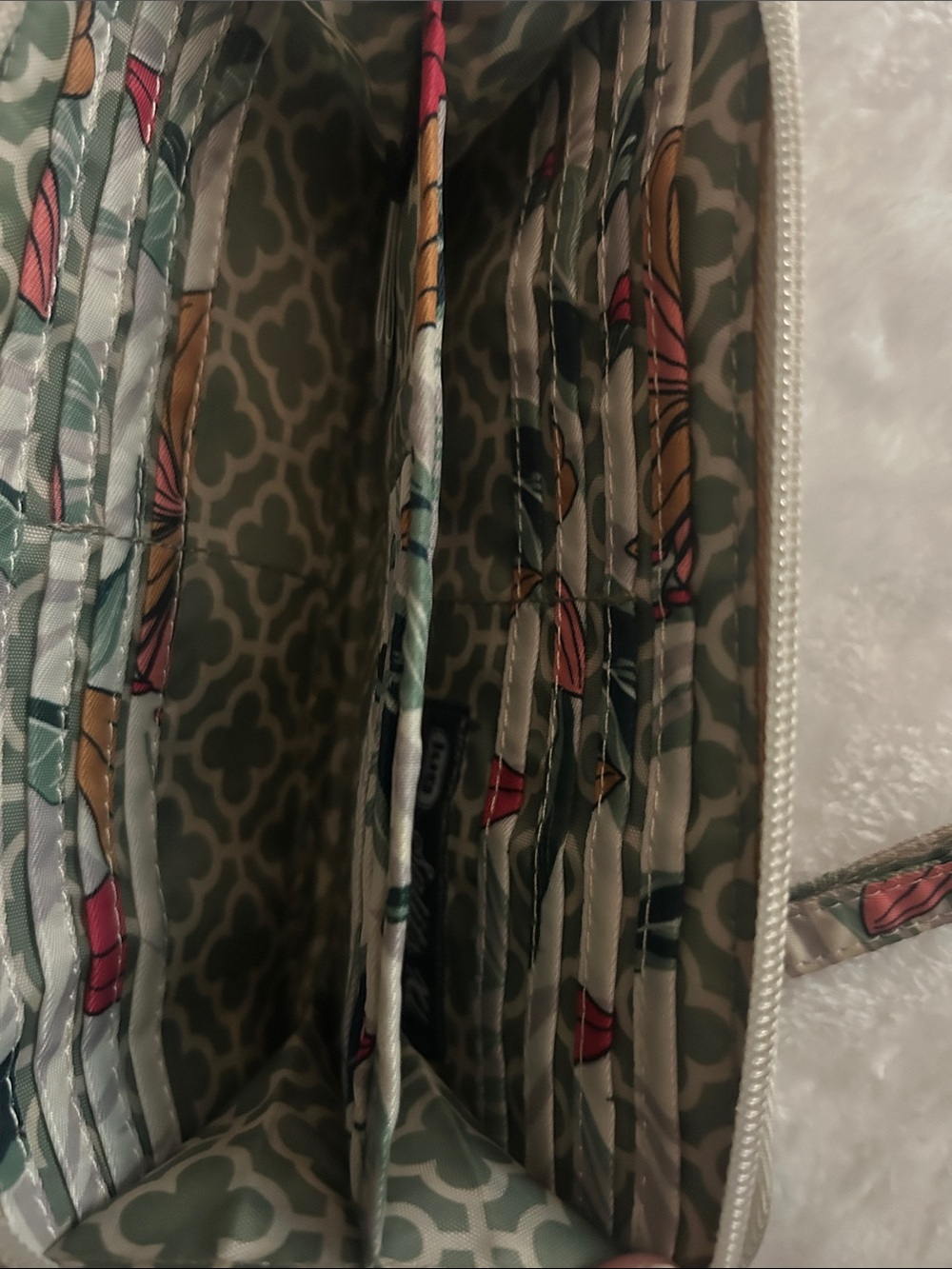 Lug Quilted Floral Zip Wallet - Cream, Green, Red, Orange - Picture 3 of 4